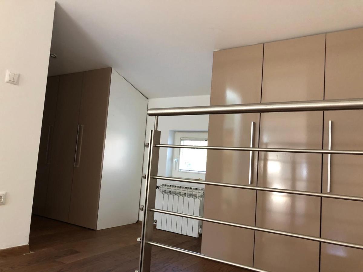 Vila Danin With Free Garage,Stari Grad サラエヴォ エクステリア 写真